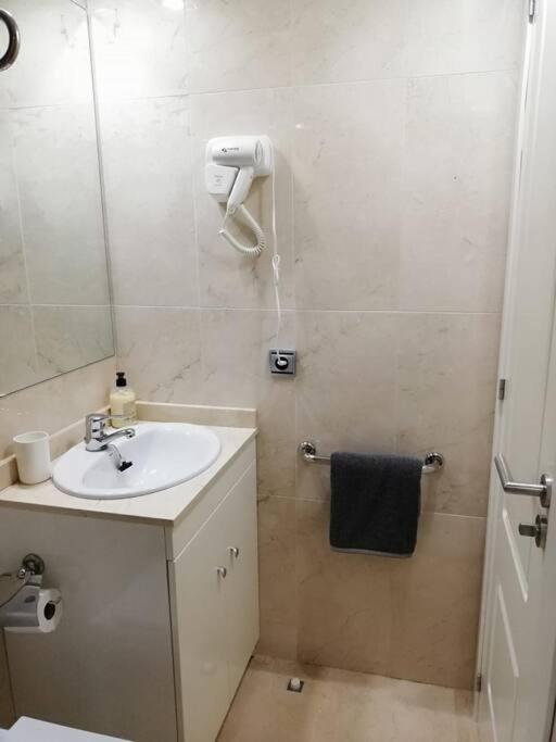 Atico A 200 Mts De La Playa Apartment Benalmadena Bagian luar foto