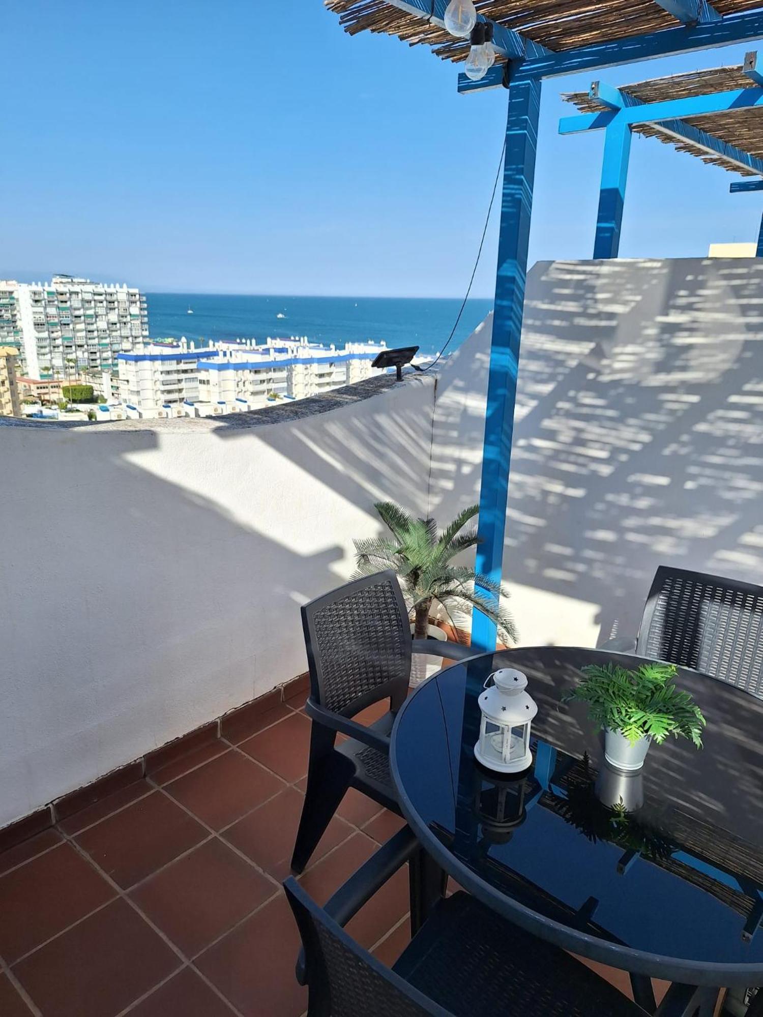 Atico A 200 Mts De La Playa Apartment Benalmadena Bagian luar foto